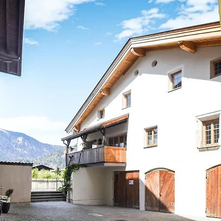 In Brixlegg Near Juwel Slopes, Cleaning Included Appartamento
